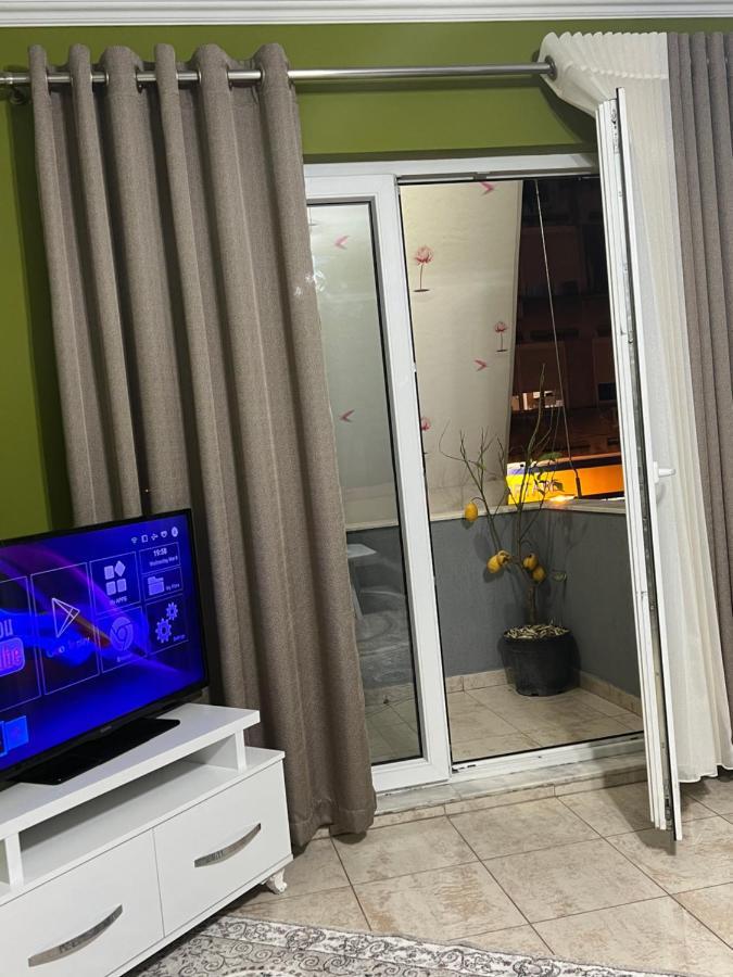 Downtown Retreat "Spiranca" Lägenhet Tirana Exteriör bild