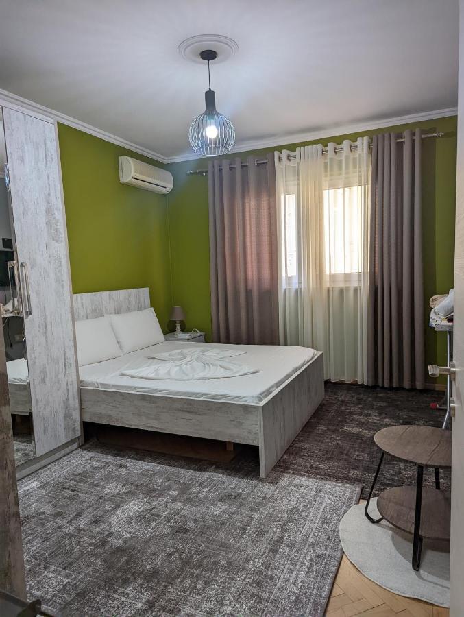 Downtown Retreat "Spiranca" Lägenhet Tirana Exteriör bild